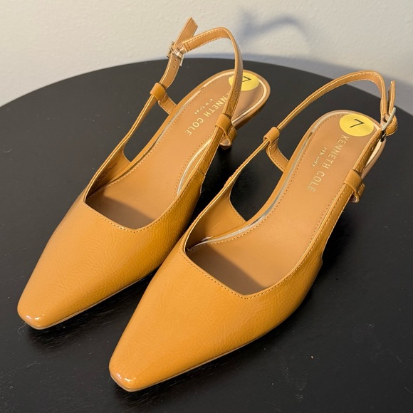 Kenneth Cole Tan Camel Kitten Heal Sling Back Sandal - Picture 5 of 7